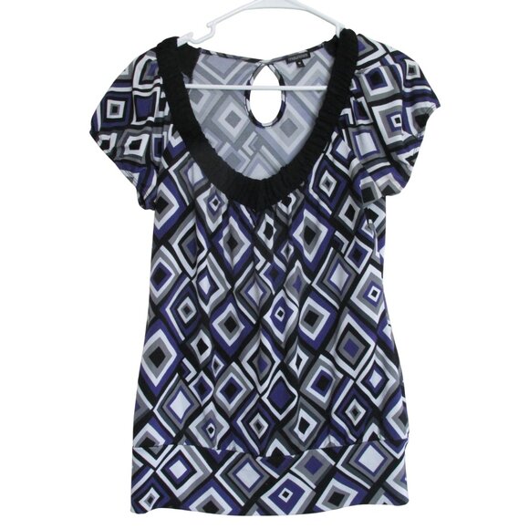 Maurices Round Scoop Neck Blouse Womens M Purple Short Sleeve Geometric‎ Shirt - Picture 1 of 4
